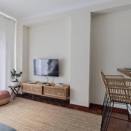 Apartment Comfy In Center